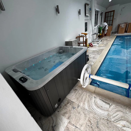 Naama Bay 3 seat plug and play hot tub