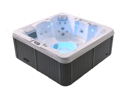 Nahla 6 seat hot tub 13AMP PLUG AND PLAY